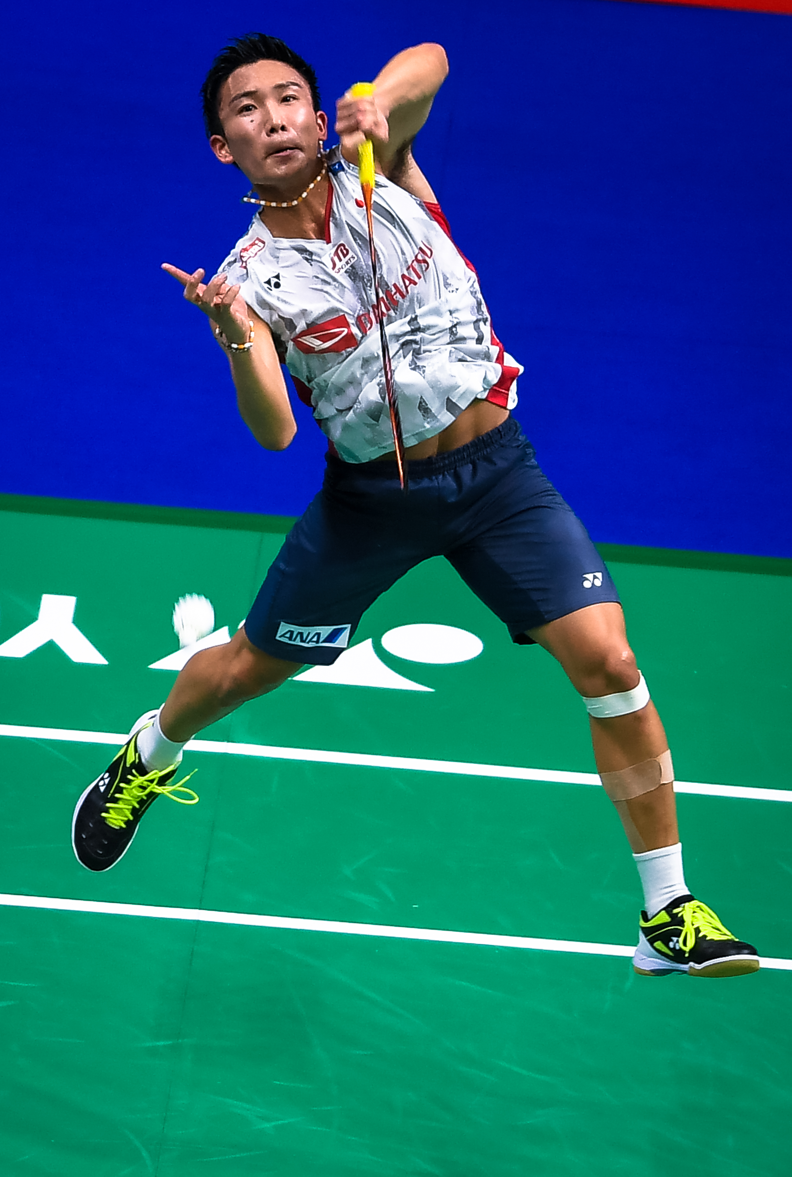 关于中国羽毛球队碾压英格兰羽毛球队，桃田贤斗高光表现的信息