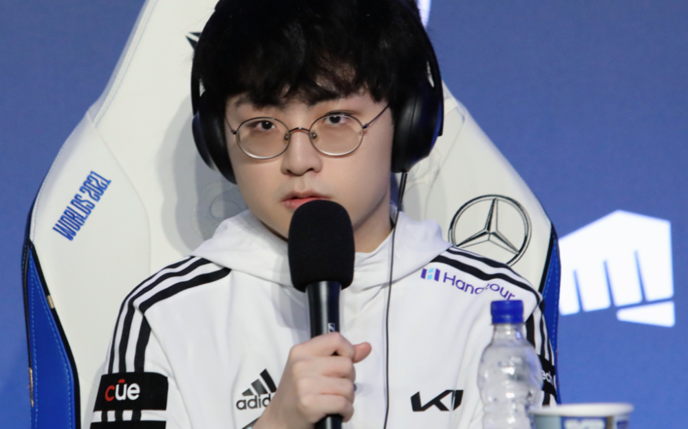 包含DK完胜MAD，Xiaohu高光表现的词条