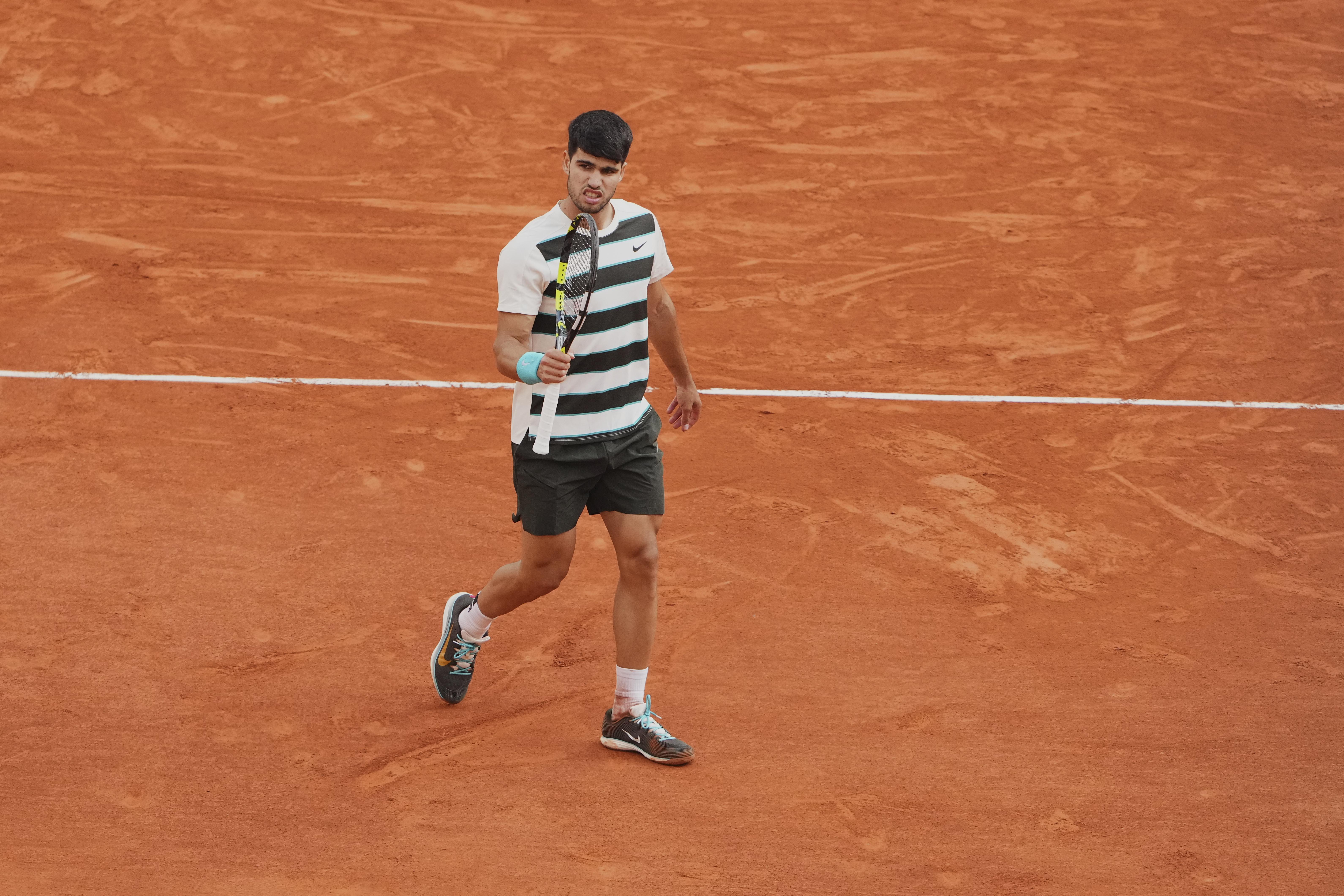 法国网球队轻取澳大利亚网球队，阿尔卡拉斯关键制胜