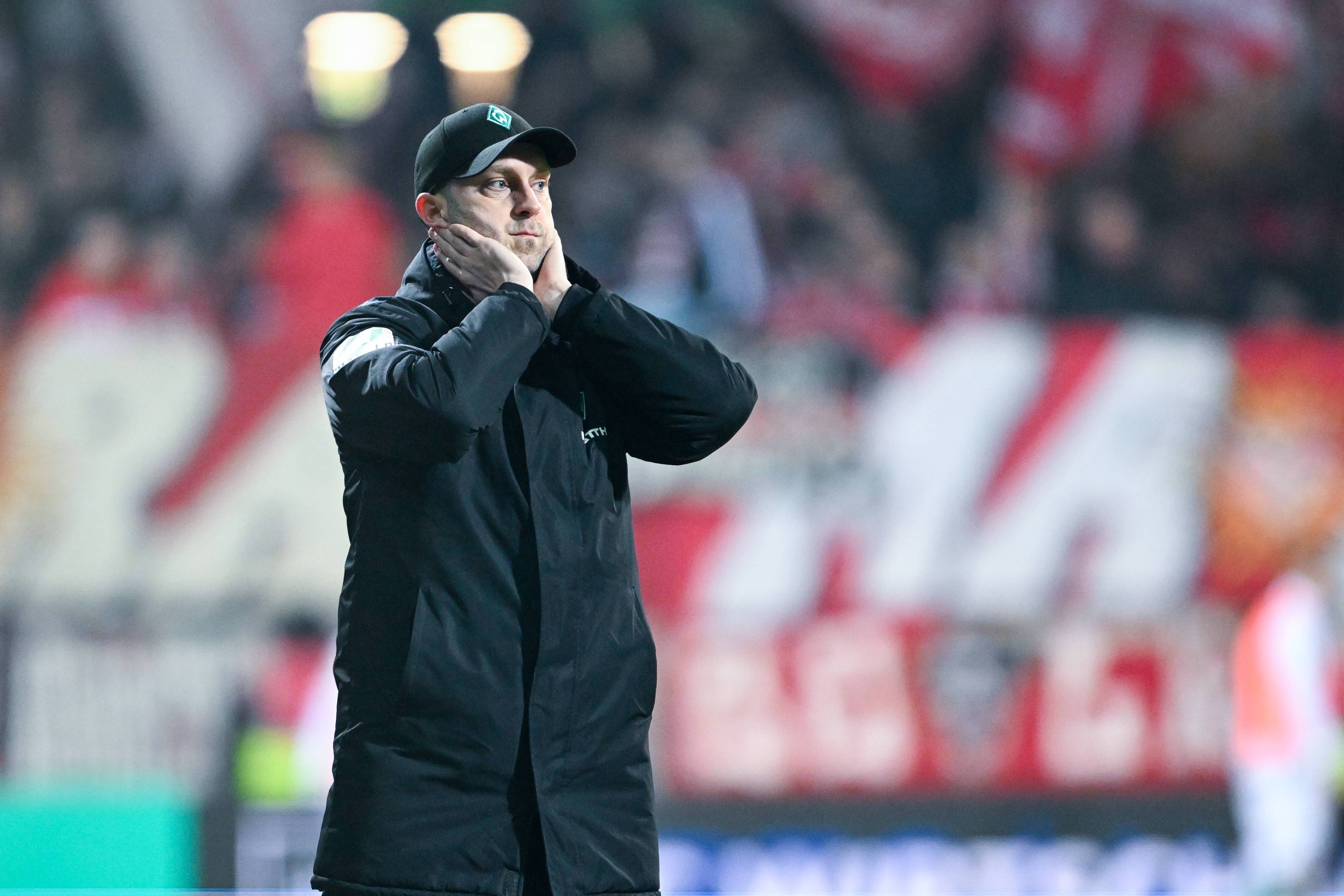 莱比锡队员累累伤退,全队备战仍坚决不放弃 莱比锡队员累累伤退,全队备战仍坚决不放弃