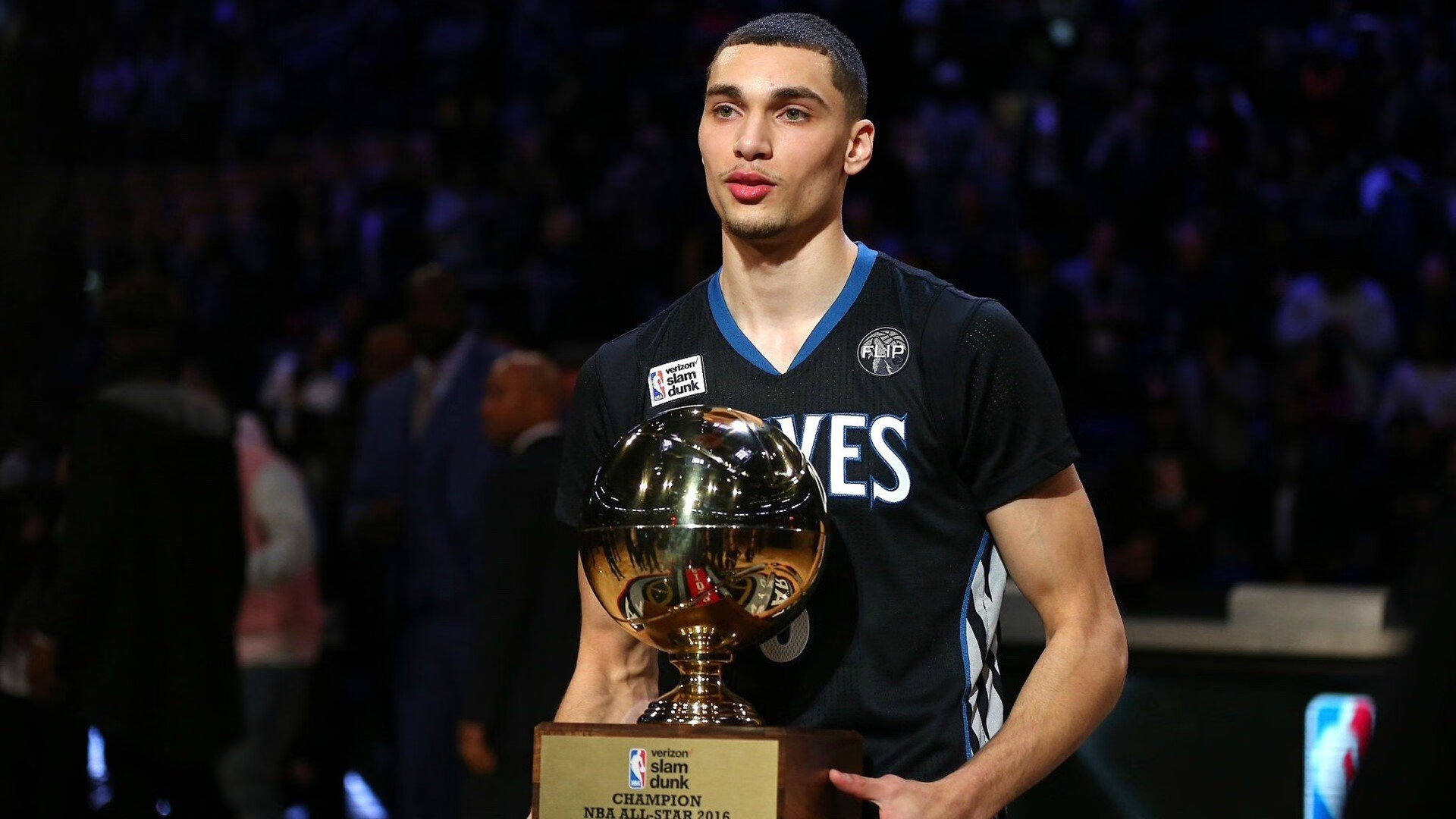 东决关键战之夜，英格拉姆关键时刻站出来